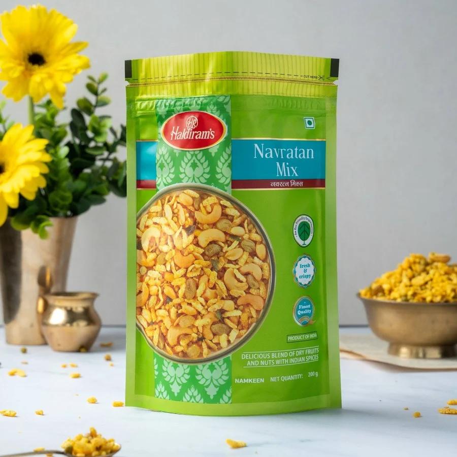 Haldiram's Navratan Mix,200gm